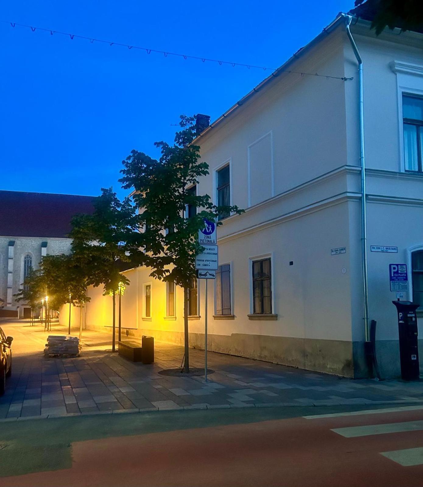 Апартаменты Strada Ion I. C. Bratianu Nr.24 Клуж-Напока Экстерьер фото